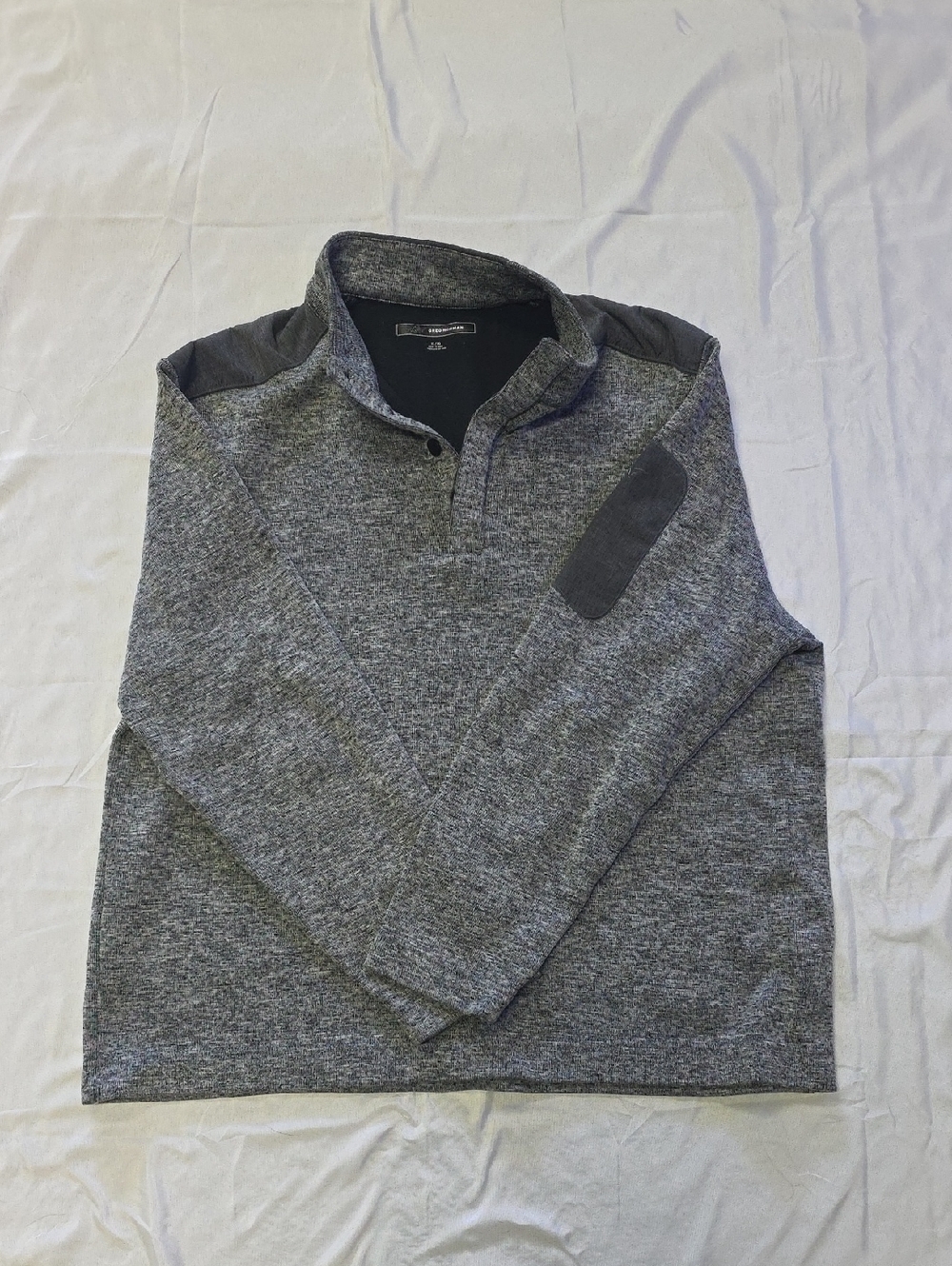 Greg Norman Black and Heather Gray Pullover